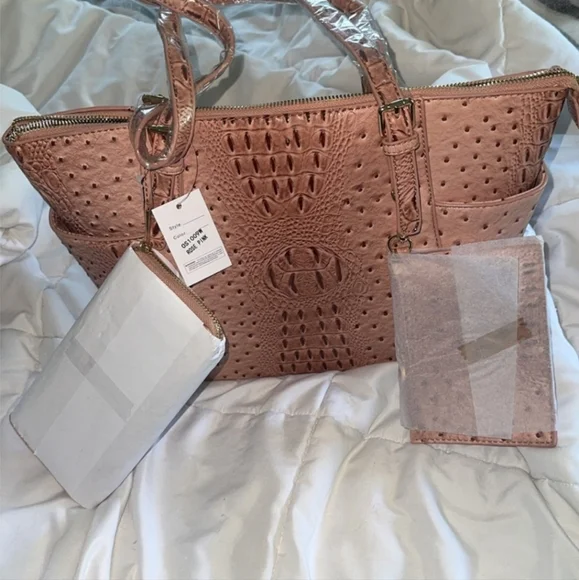 NWT 3pcs Pink Women's Handbag - Picture 2 of 4